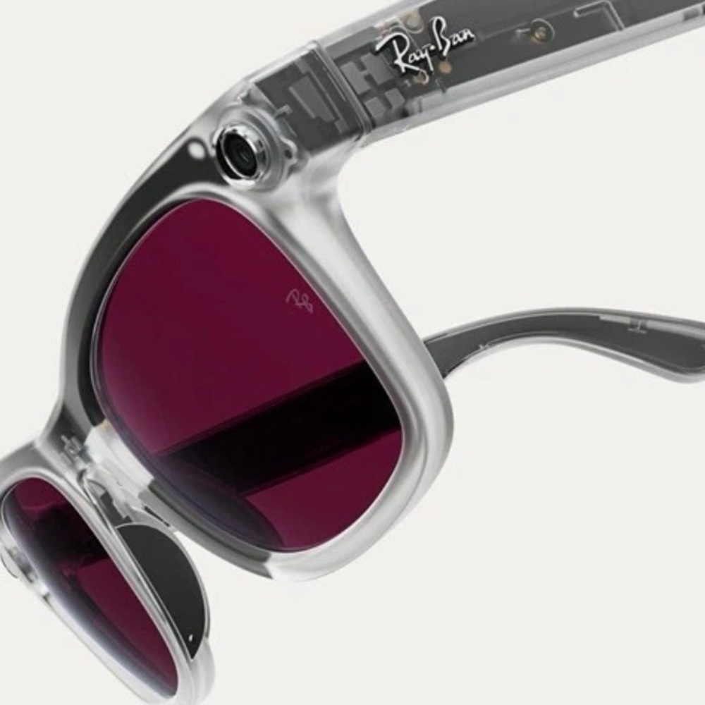 Ray-Ban Meta Wayfarer Gen 2 Limited Edition Transparent Clear/Ruby RW4006 - Picture 3 of 16